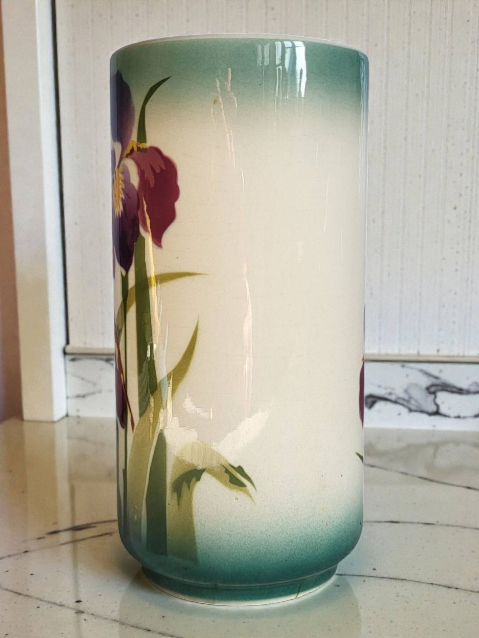 Art Nouveau vase in earthenware from Choisy le Roi