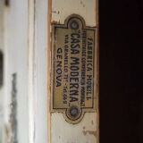 Armoire Vénitienne style Louis XV baroque estampillée en bois laqué et doré