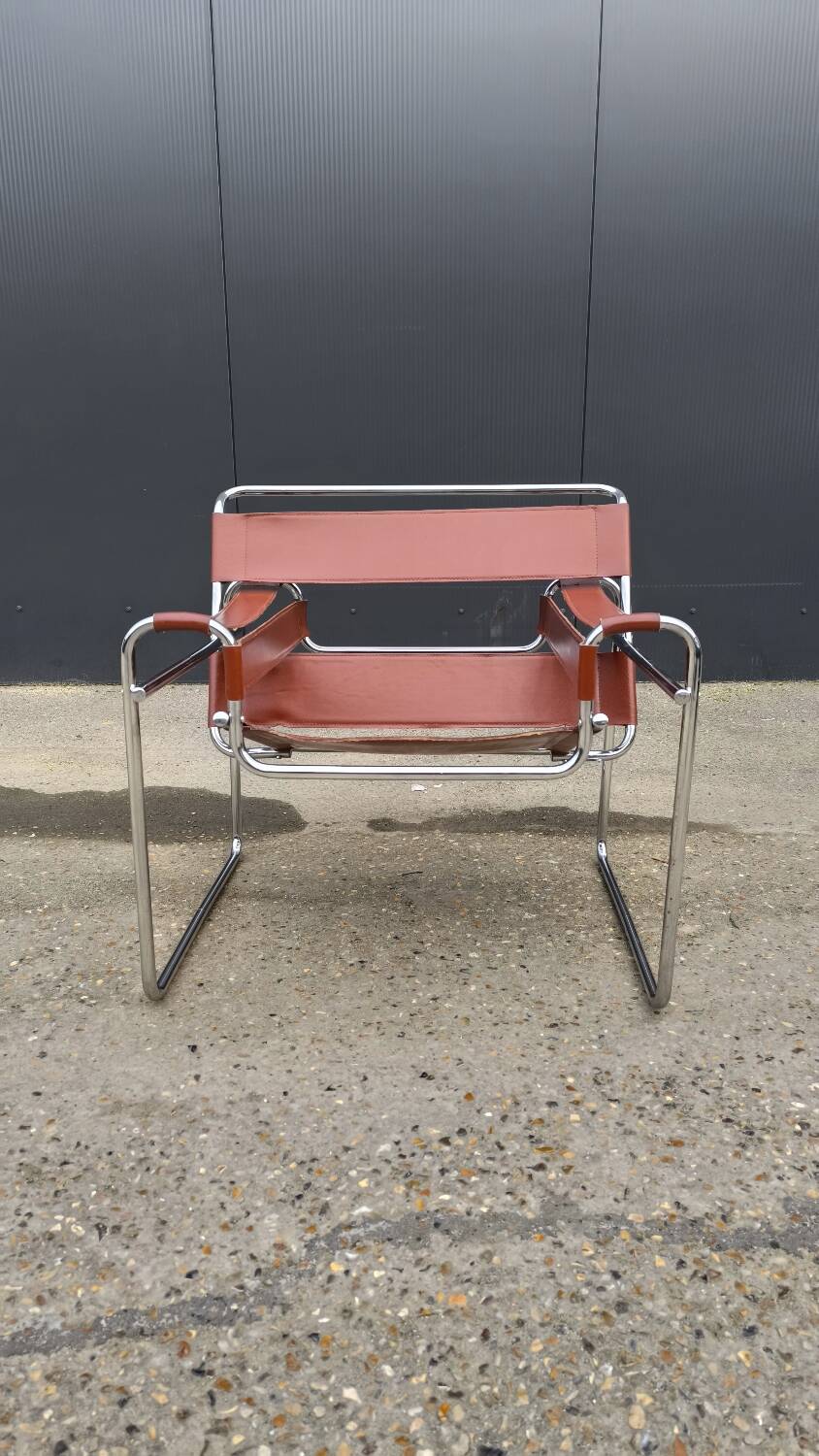 Fauteuil wassily B3 vintage par Marcel breuer