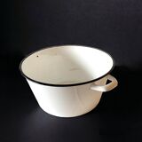 Large vintage basin in white enameled sheet metal