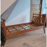 Lit, banquette vintage en bois massif