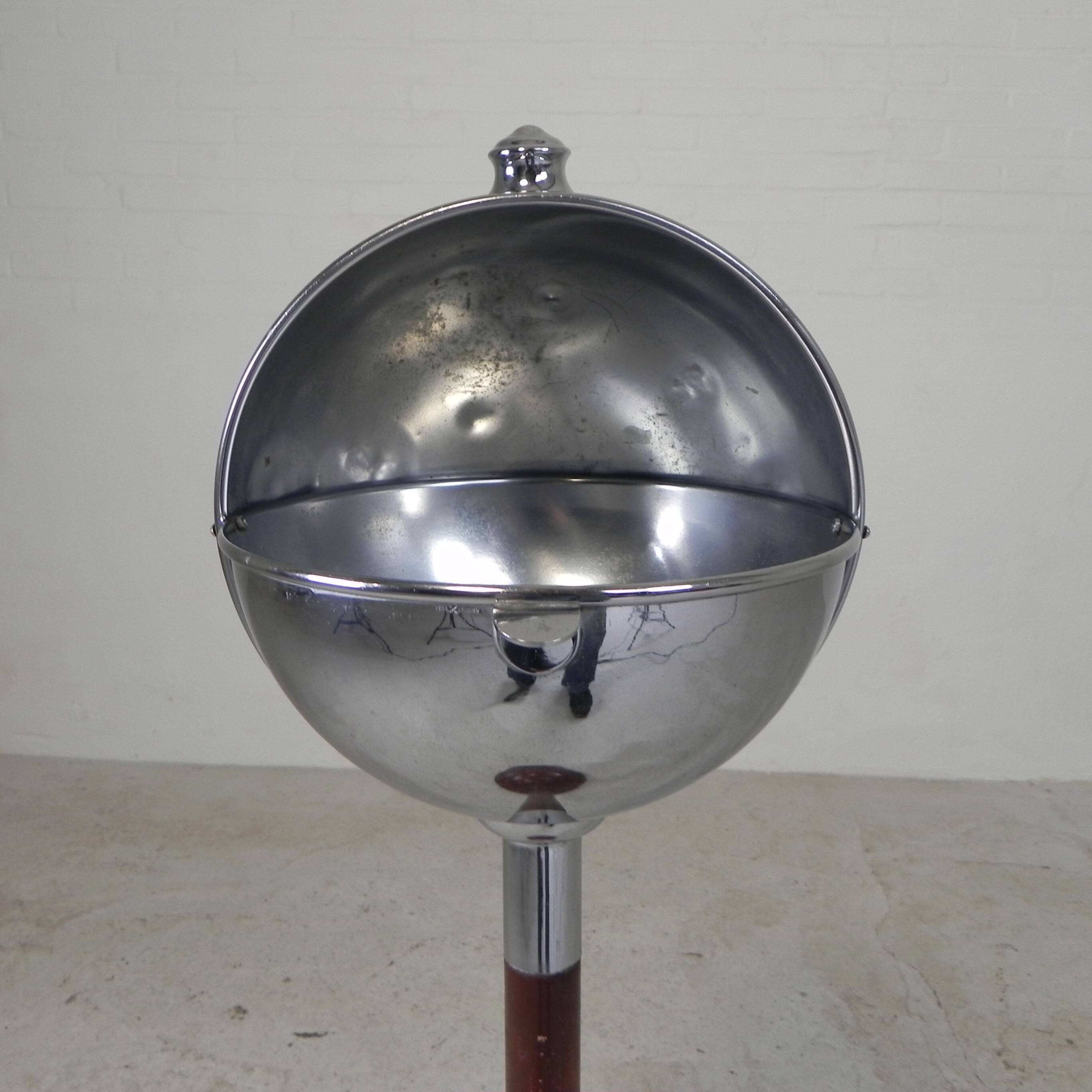 Old bistro ball, ball from a cafe for sponge, 1930s