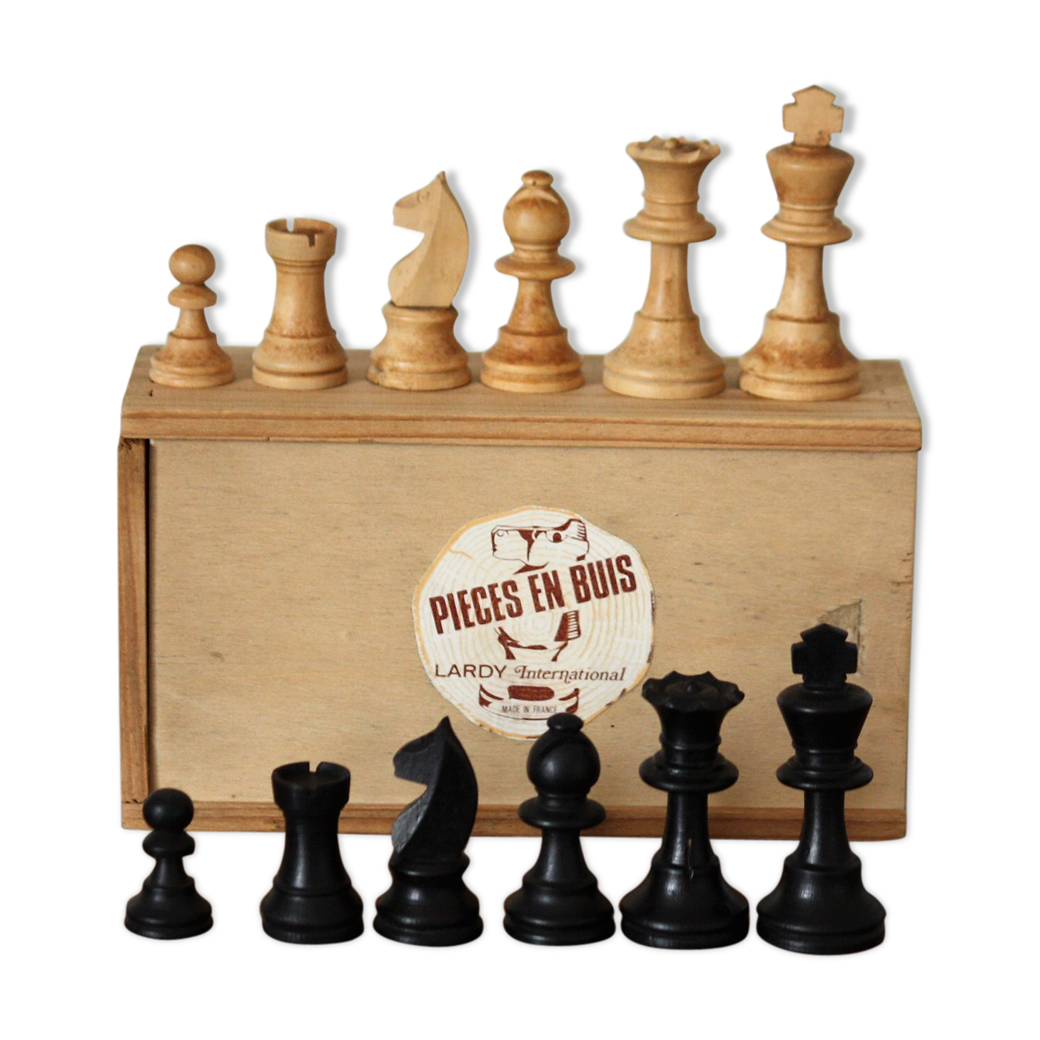Wooden Staunton chess game