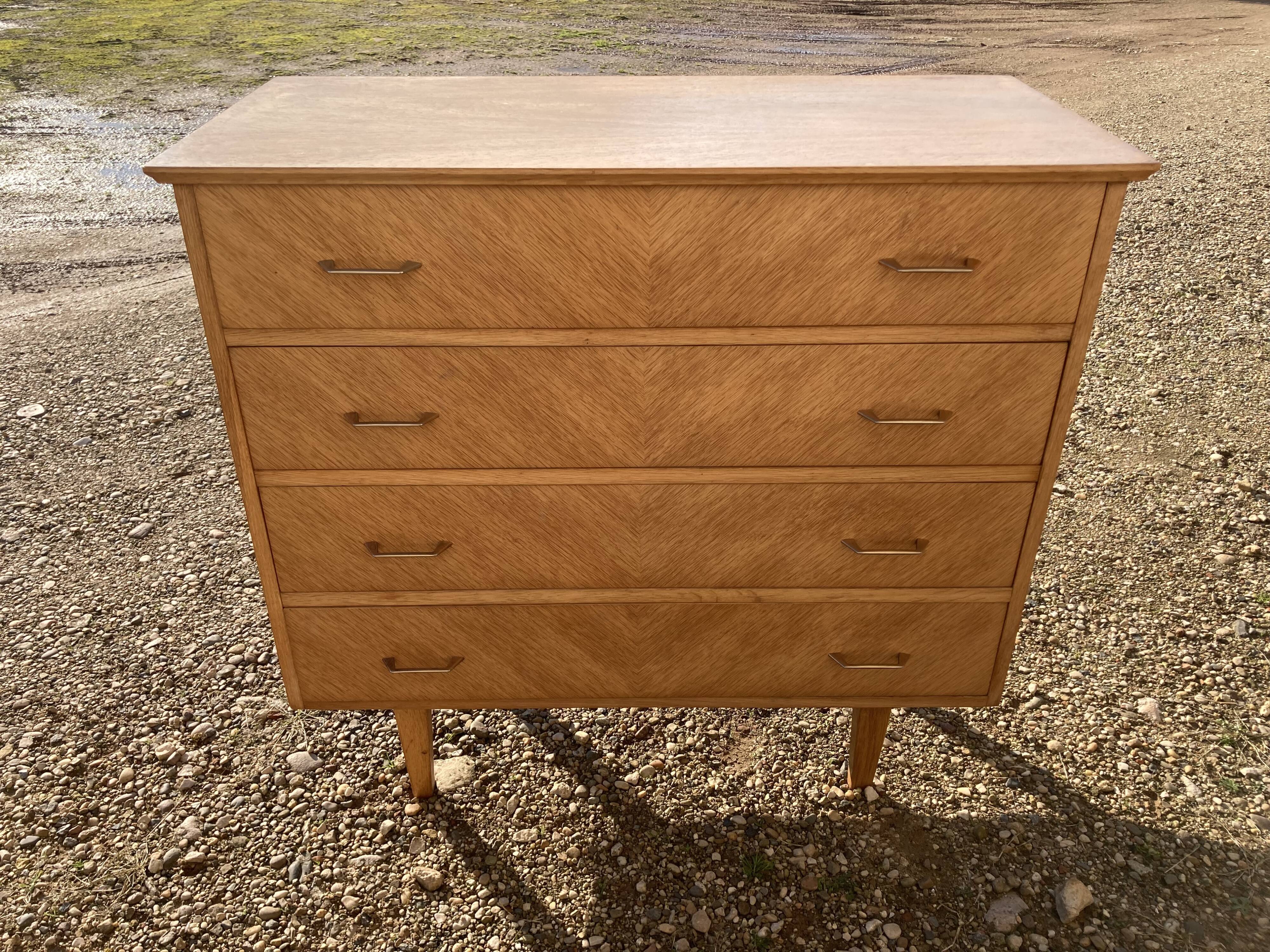 Commode vintage chêne clair