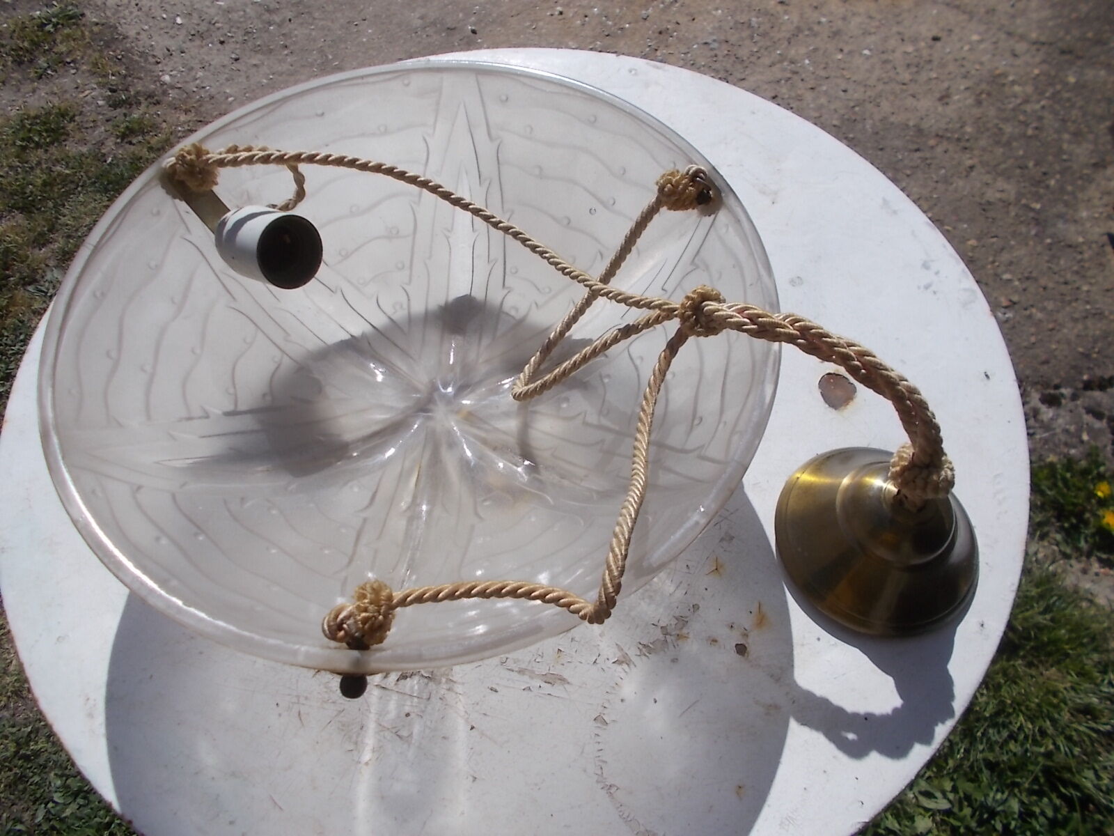 Art deco ceiling light in moulded glass