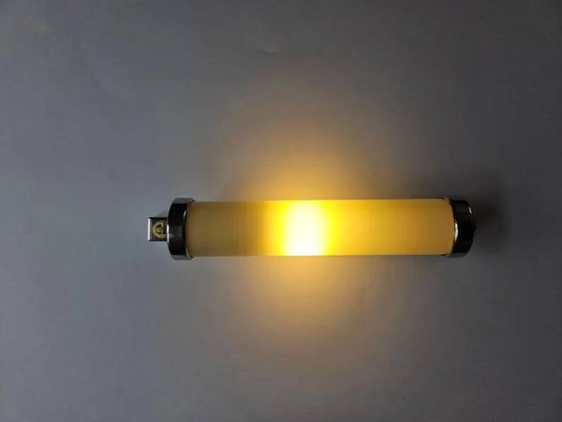Rare Chrome design Bauhaus, Art Deco, Functionalism Wall Lamp, 1930s