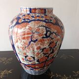 Large Imari style vase