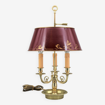 Lampe bouillotte en bronze doré de style louis XV trois lumières