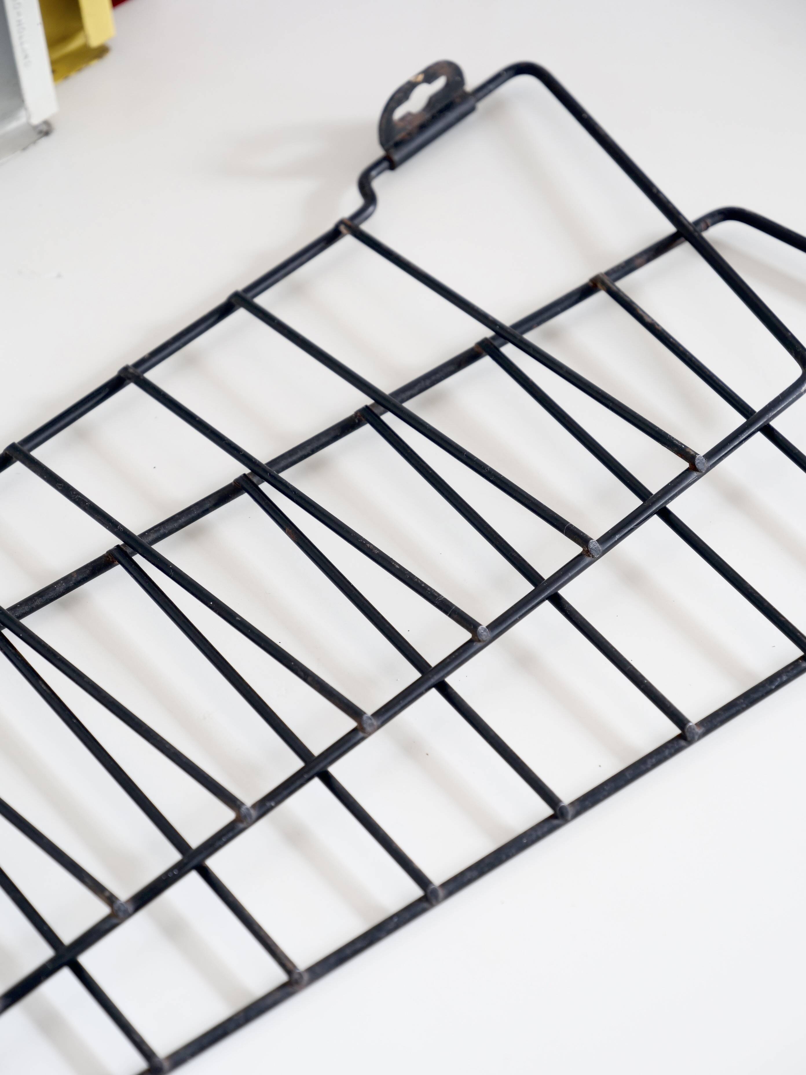 Tomado compact shelf