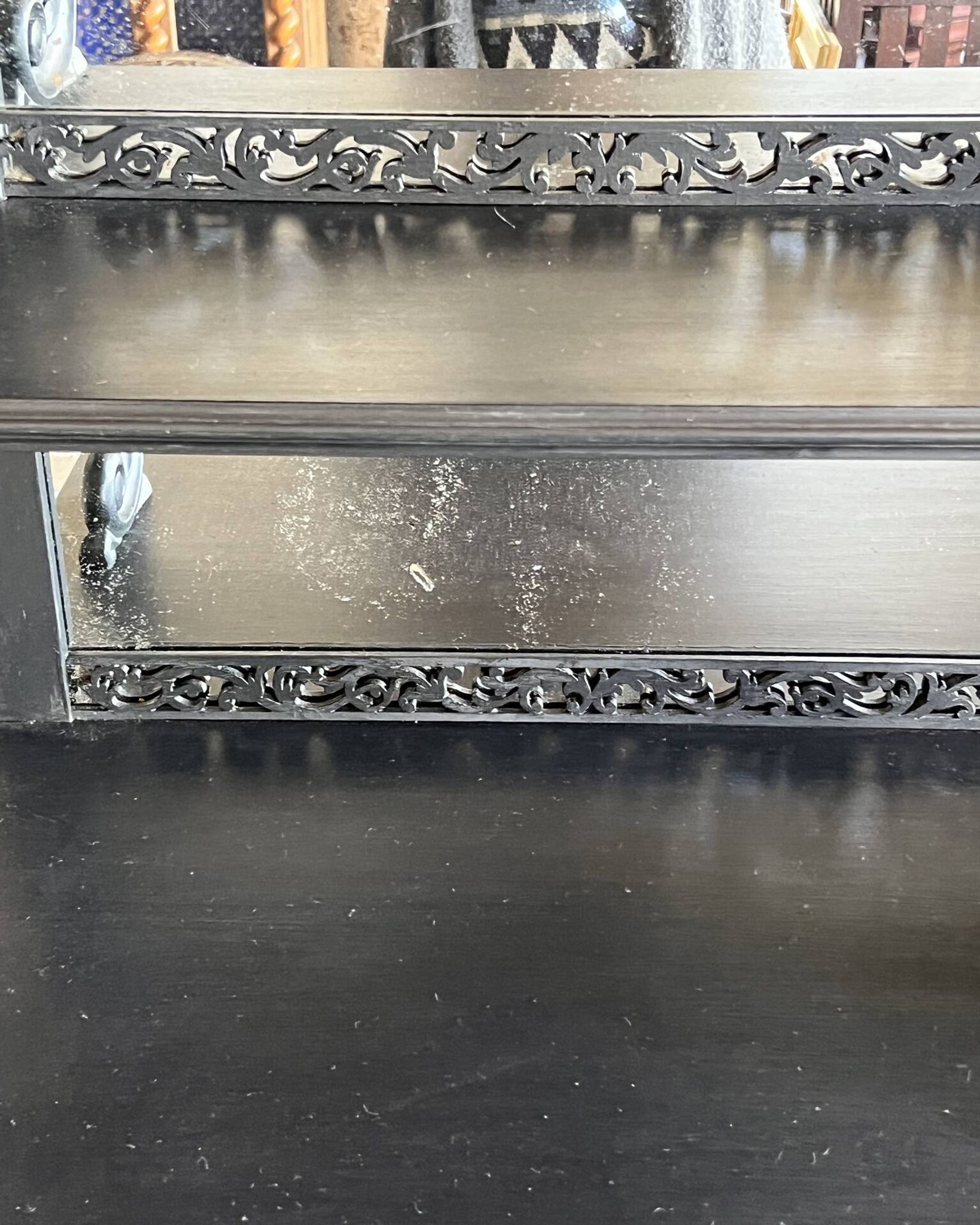 Vitrine ancienne