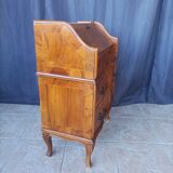 Walnut bramble secretary