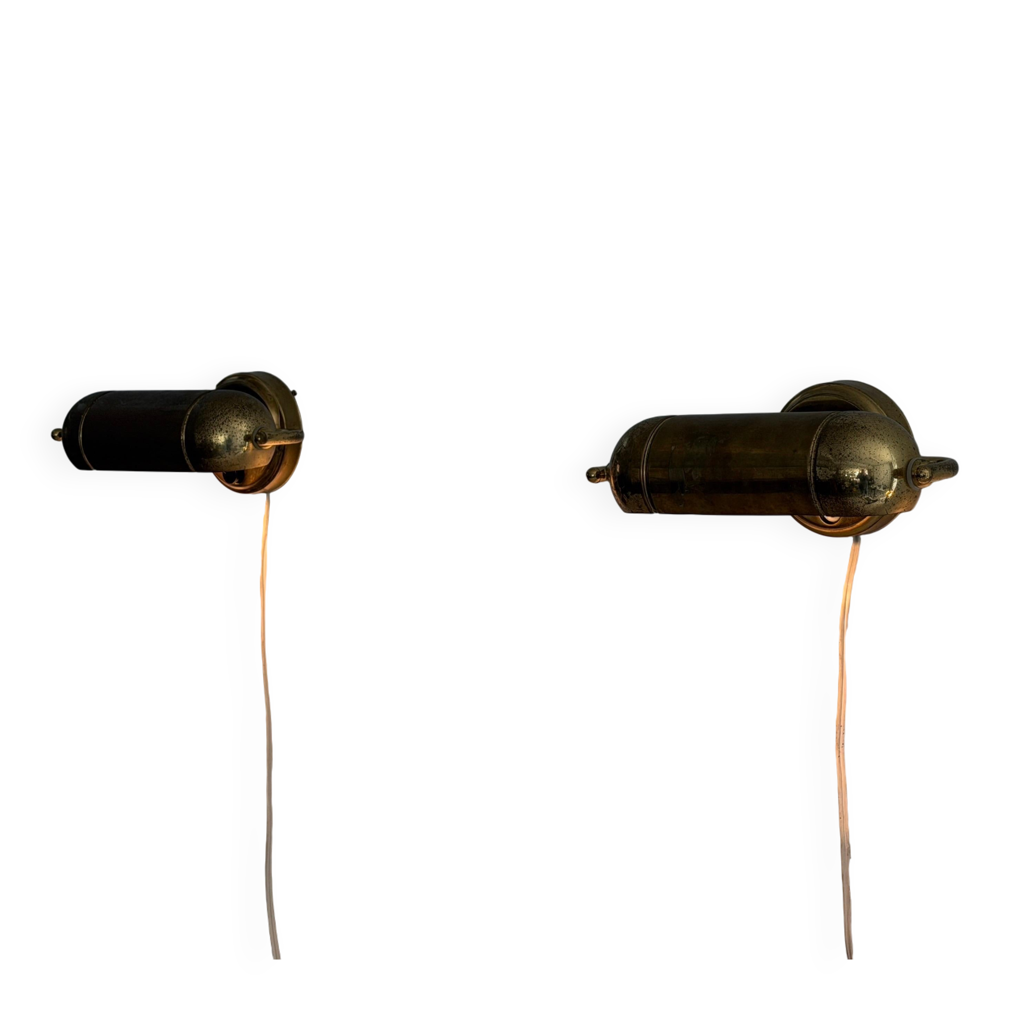 Pair of brass wall lights from the mid-century by N Leuchten, 1960s, Germany.