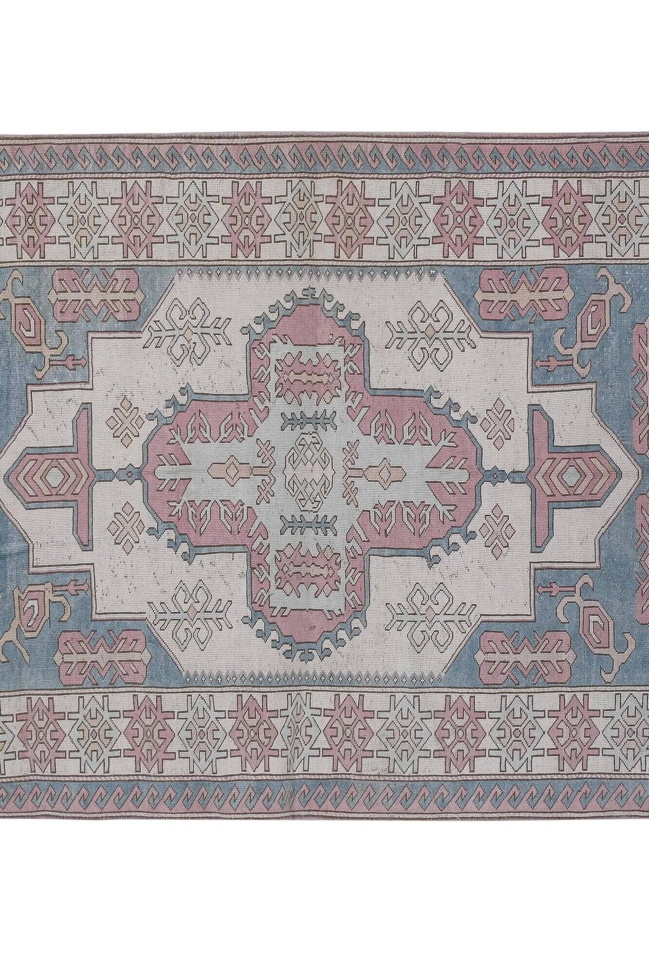 Vintage handmade Turkish rug 215x304 cm