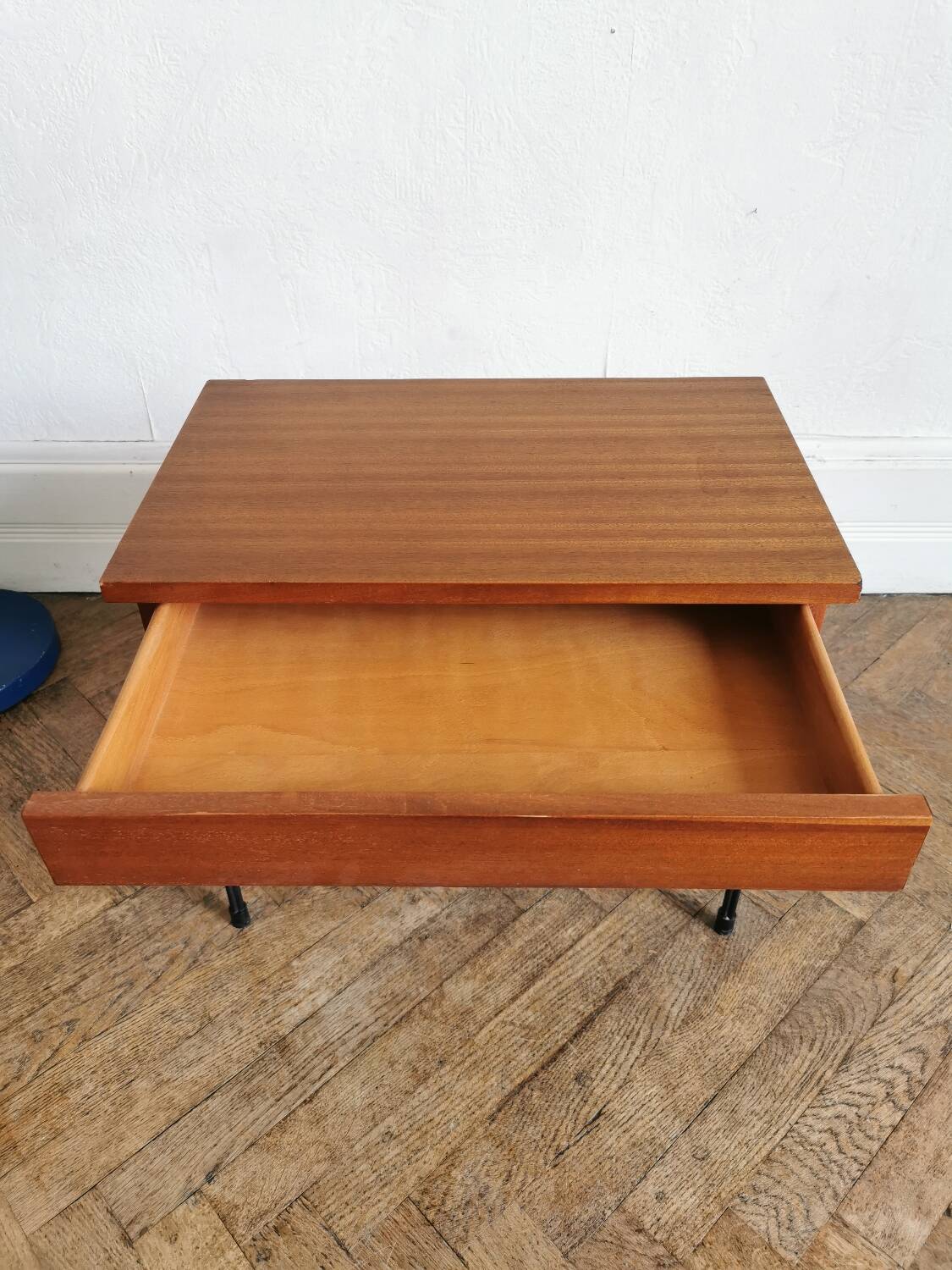 Italian bedside table