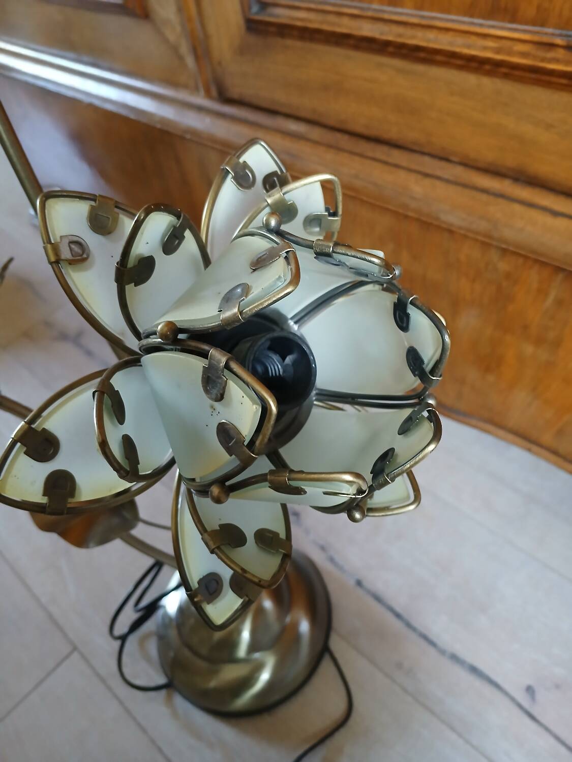 Antique Lotus Flower Lamp