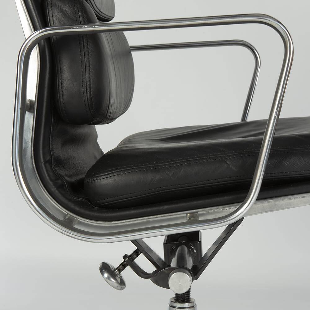 Black Herman Miller Original Eames EA435 ‘Soft Pad’ Desk Aluminium Chair