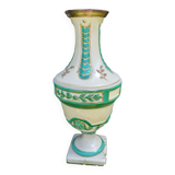 1 pair of deco vases