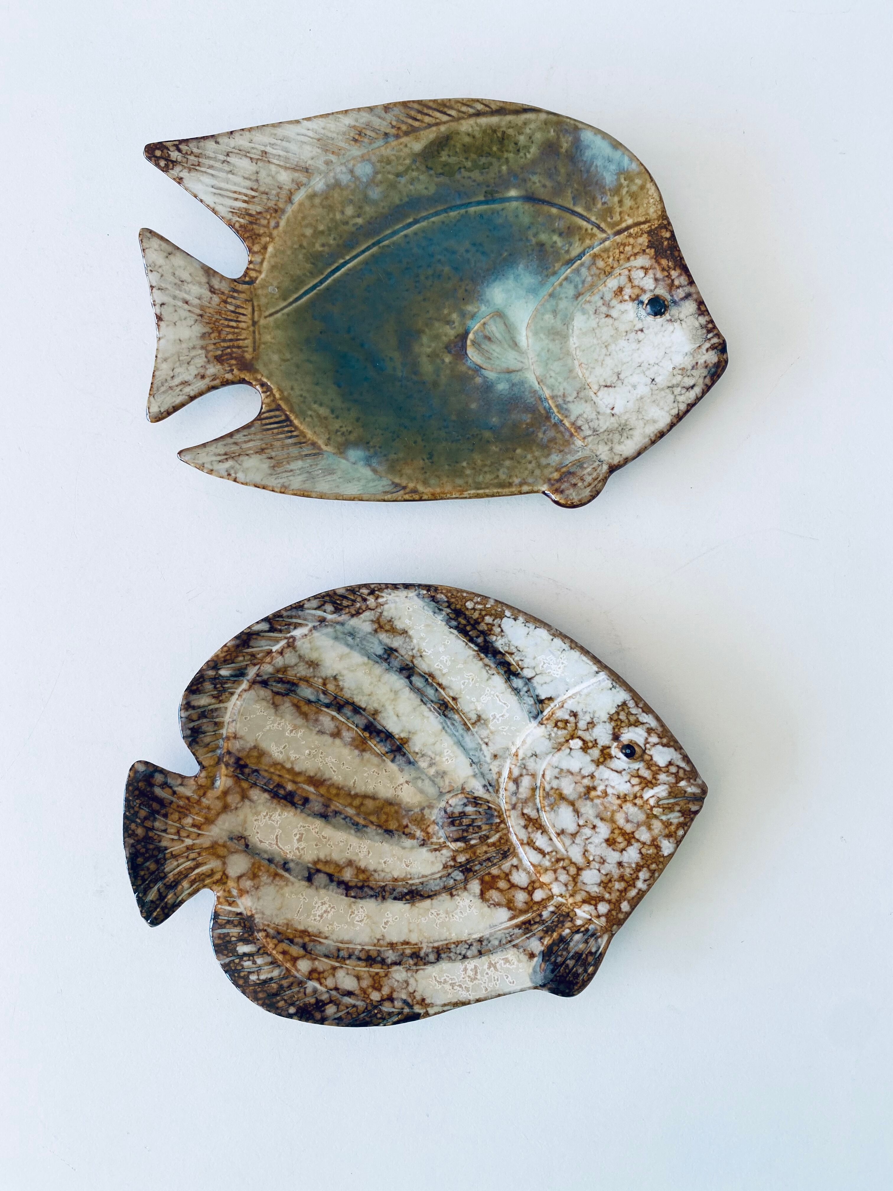 Ceramic fish-shaped cup