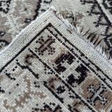 Oriental style rug 70cm x 130cm