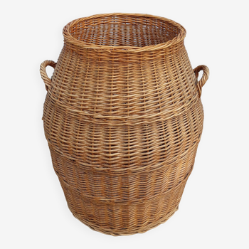 wicker laundry basket