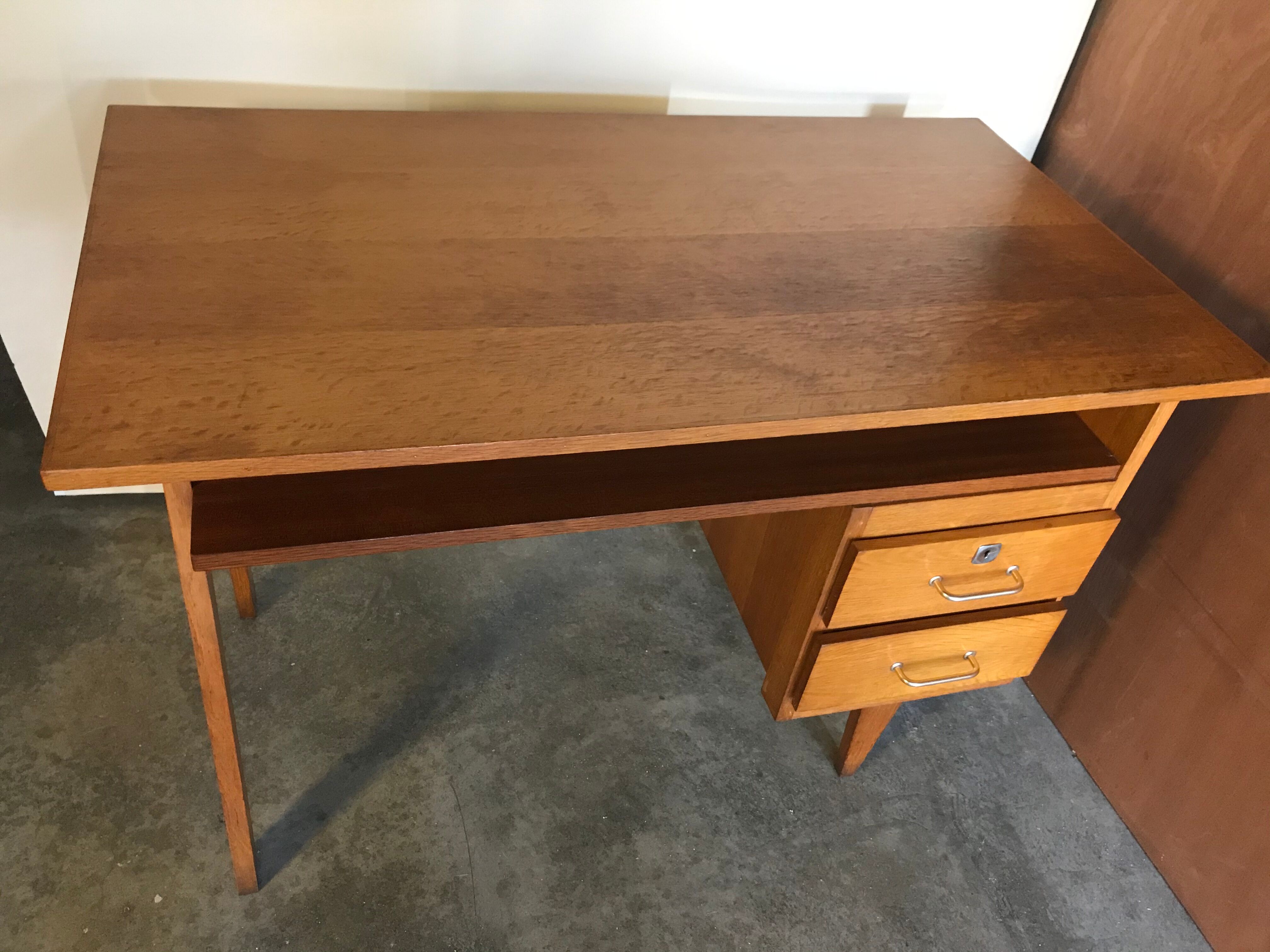 Modernist office Spirol scandinavian design compass feet