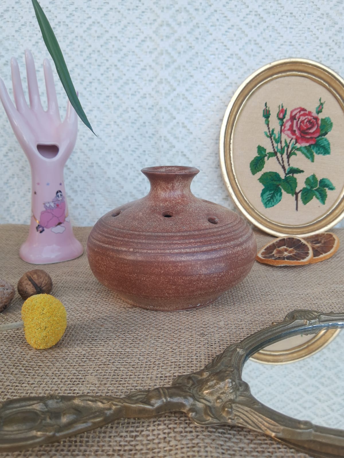 Vase pique flower in sandstone signed Vallauris vintage