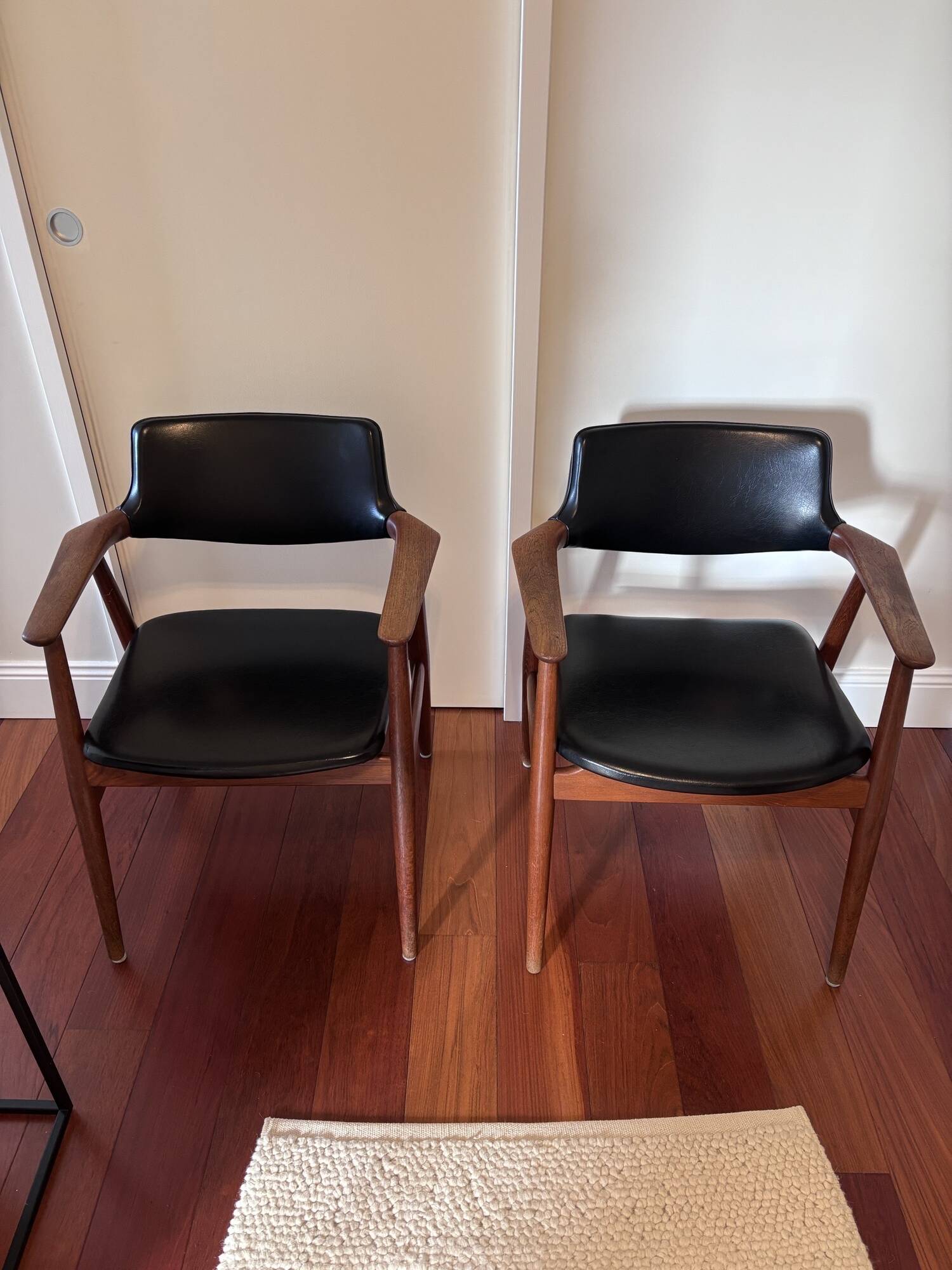 Pair of Armchairs GM11 Svend Age Eriksen – Model GM11 – Glostrup Møbelfabrik