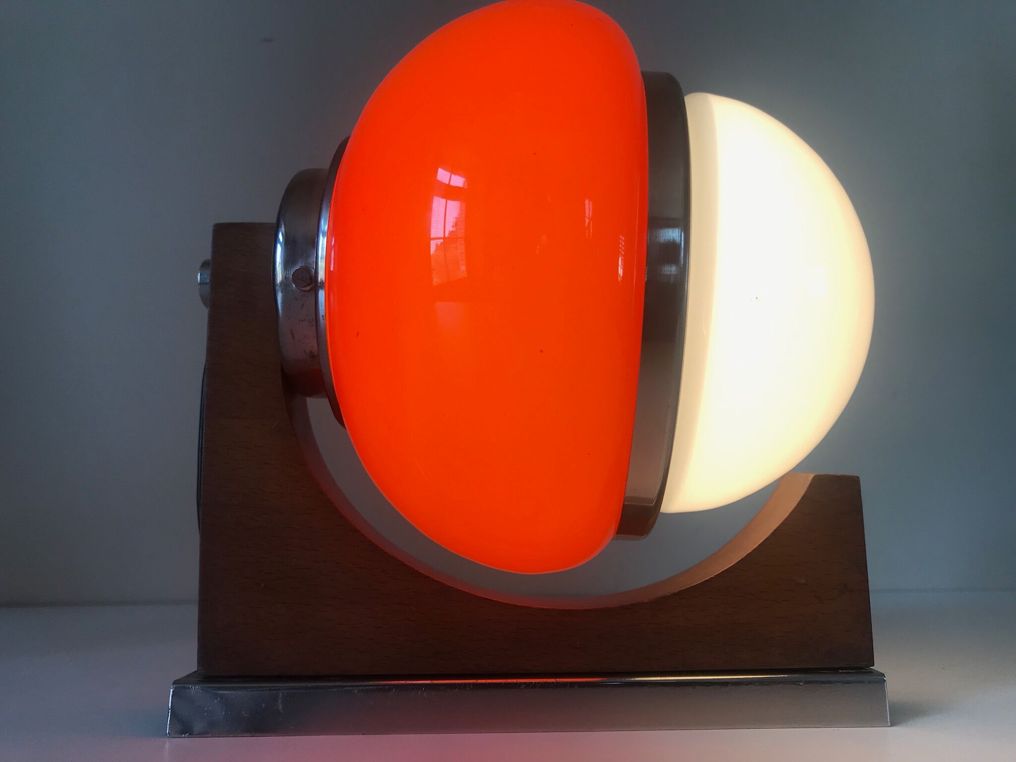 Applique bois et verre des annees 70