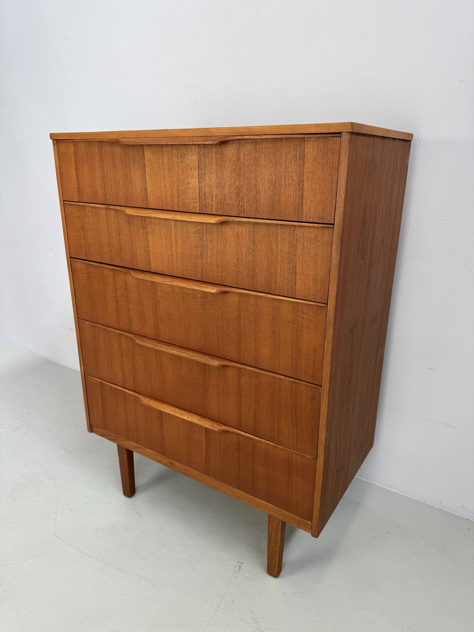 Vintage chest of drawers from Austinsuite, design by Frank Guille, 1960s.