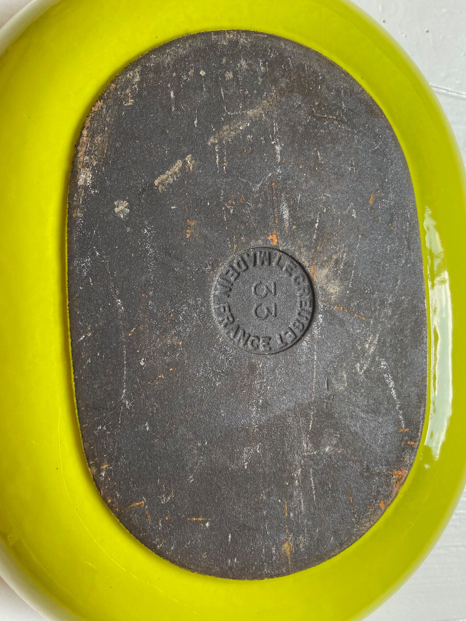 Vintage cast iron gratin dish Le Creuset