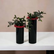 Vases en céramique au design des années 80 - Décoration d'intérieur moderne et vintage Made in Italy - lot de 2