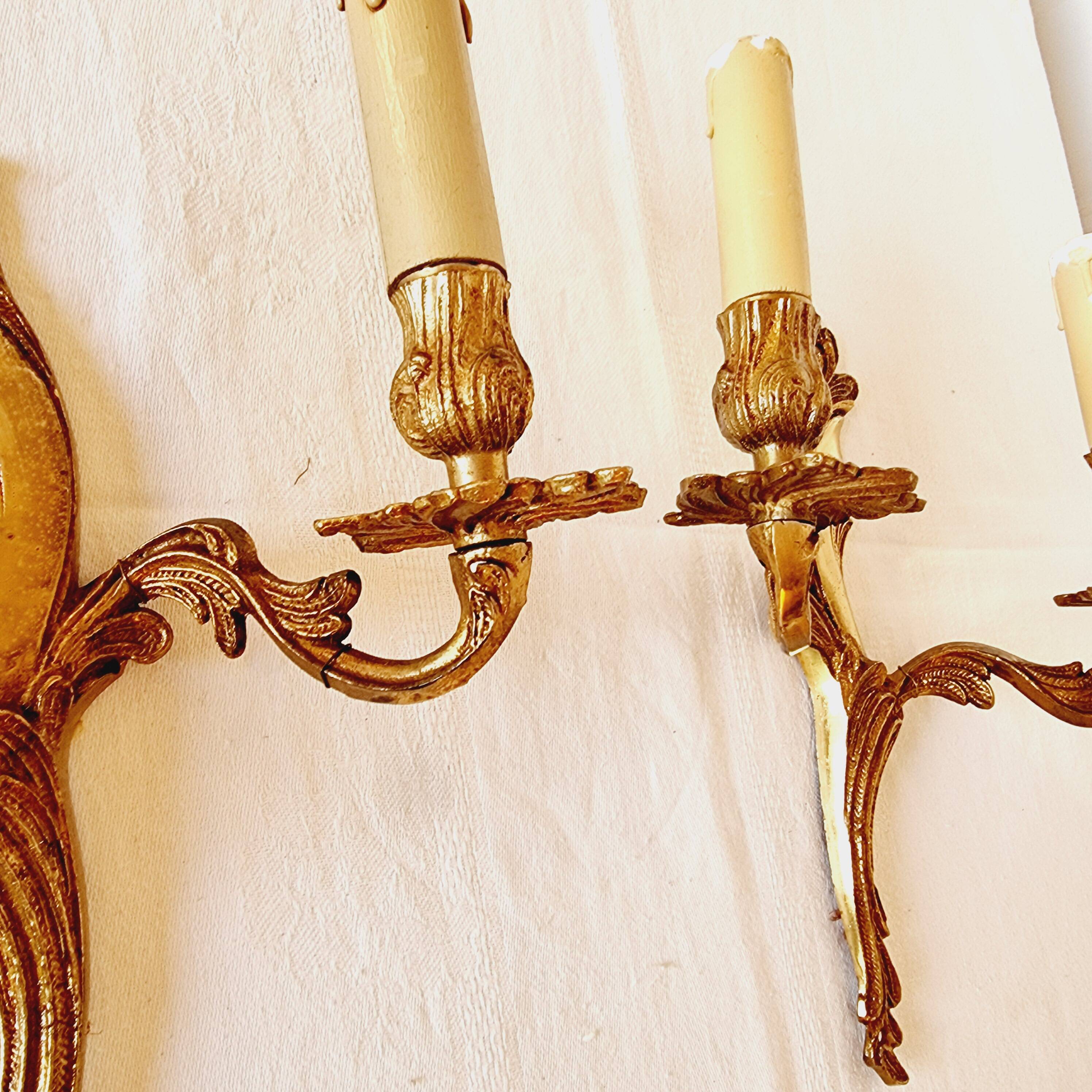 2 french bronze sconces from the beginning of the 20th century in louis xv rocaille style, electrical system