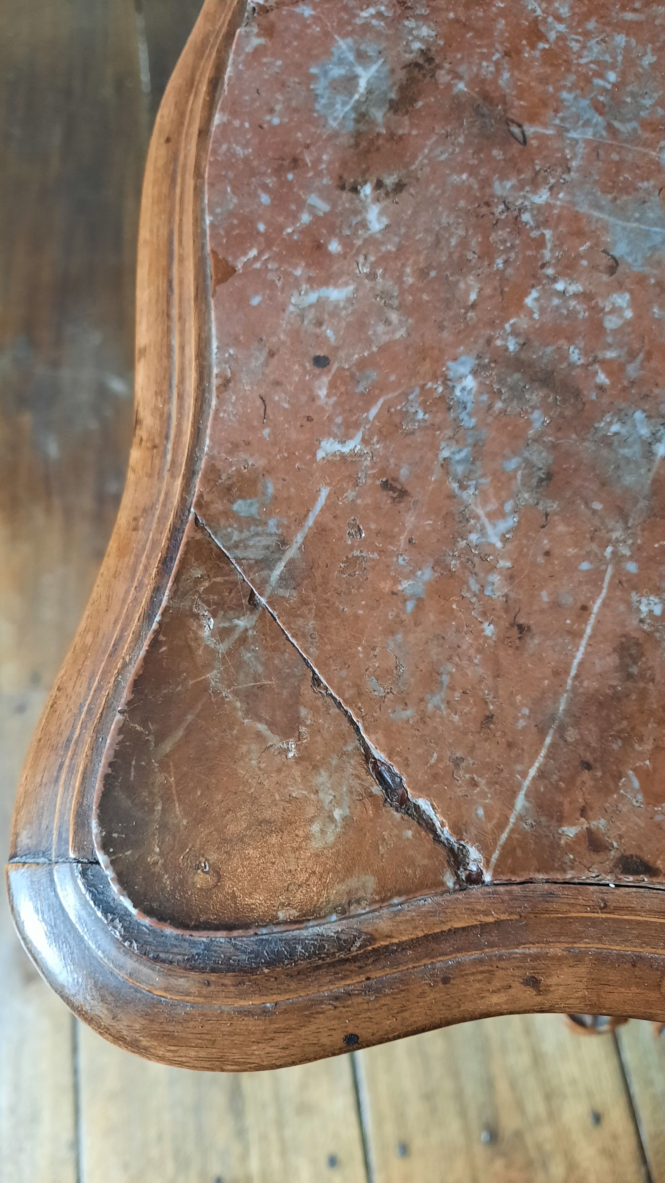 Chevet style Louis XV rocaille