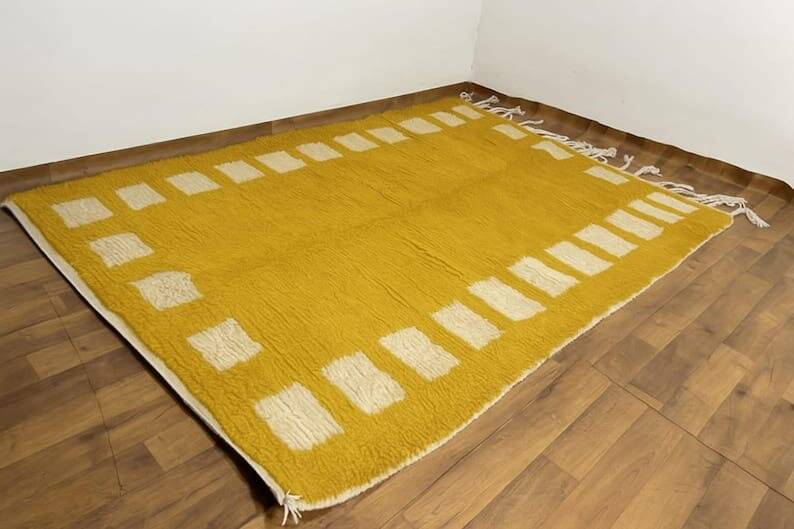 Handmade Moroccan natural wool rug size 1/2 m