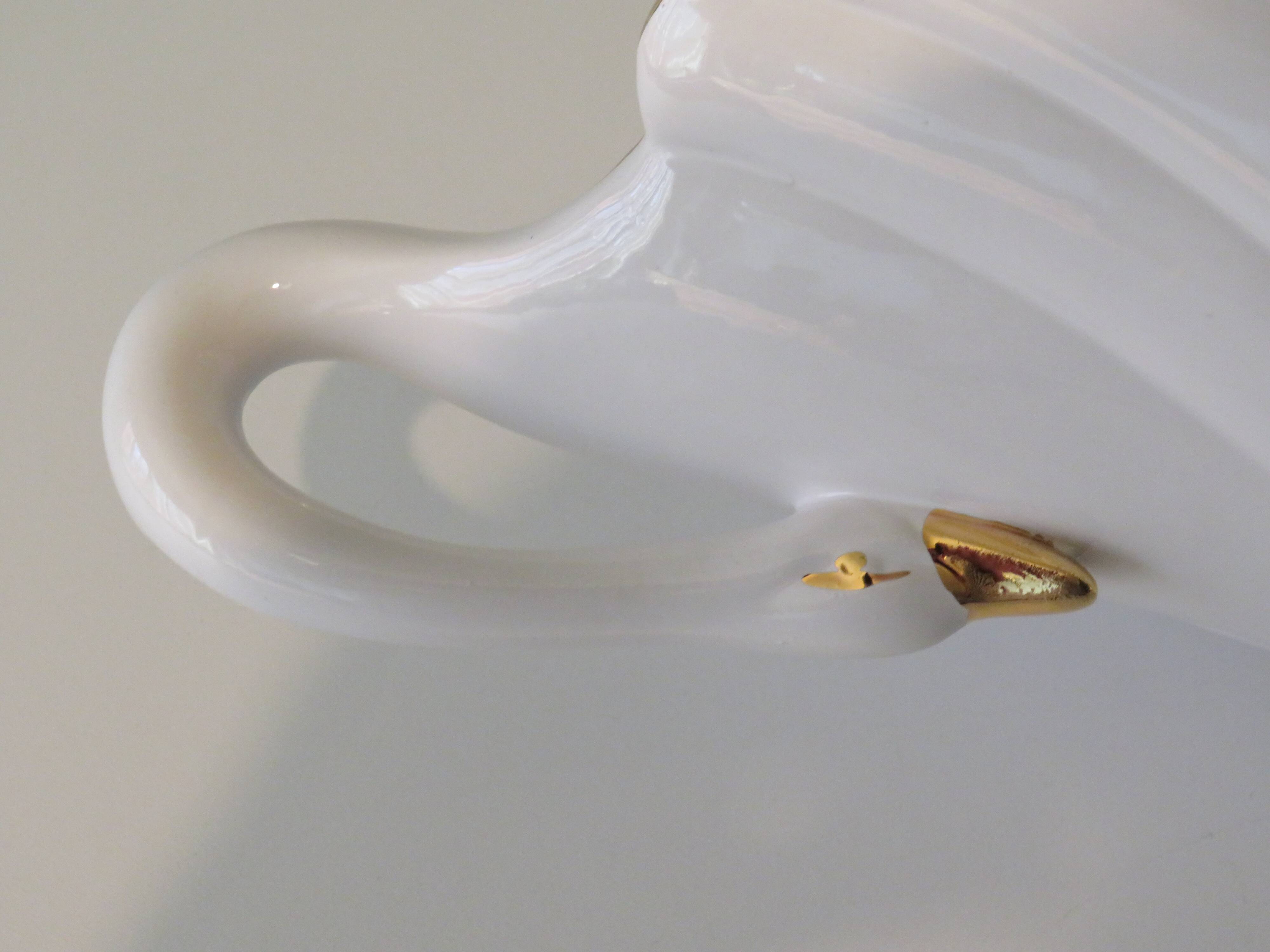 Ceramic pot cache, Capodimonte Italy 1970s-1980s