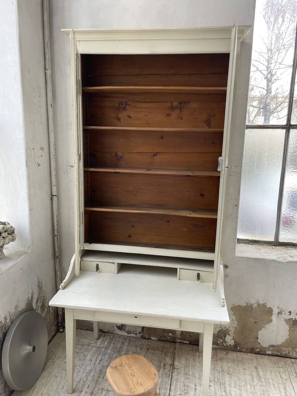 20th century showcase office