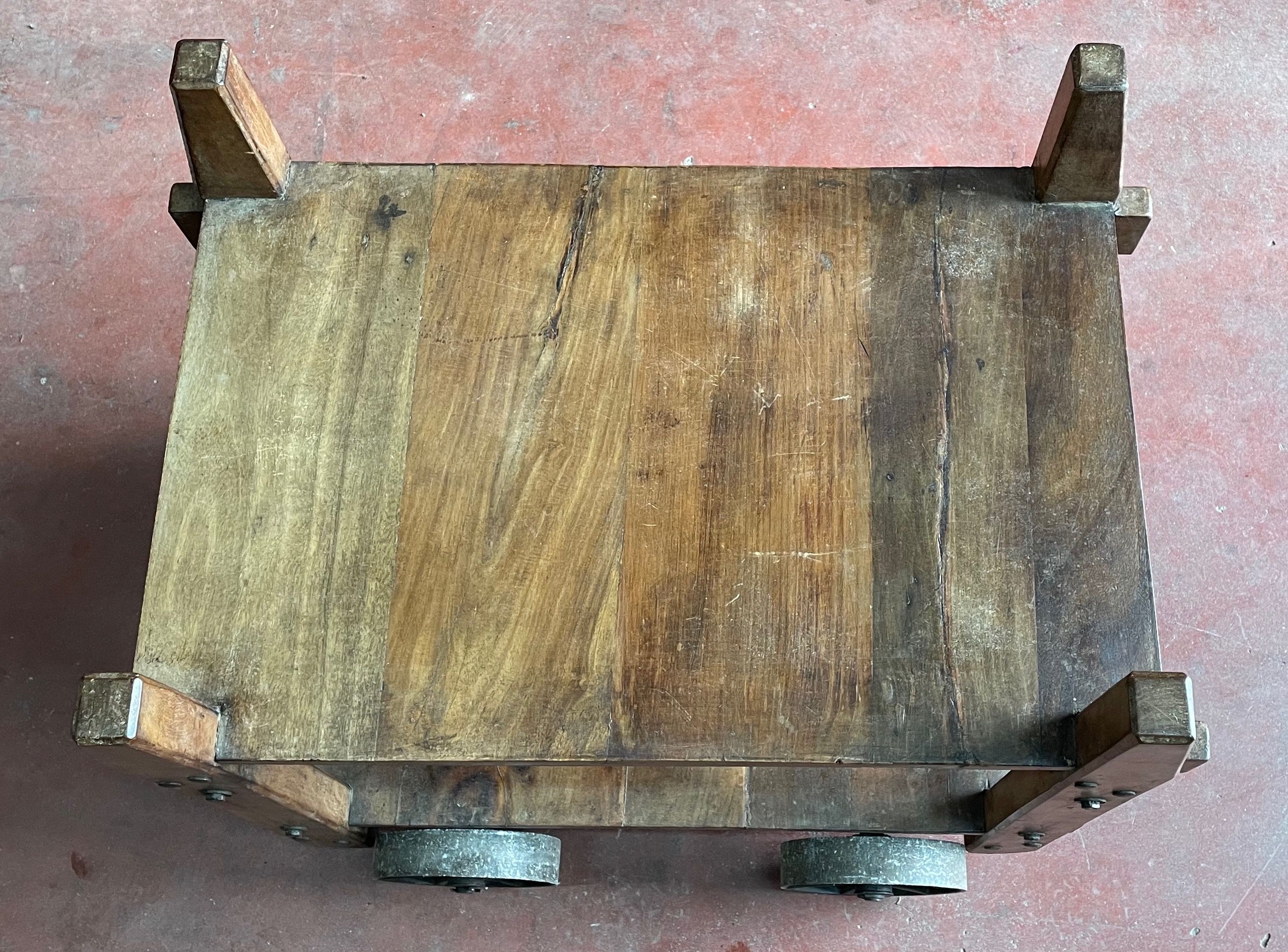 Vintage industrial servant in Teck wood and steel