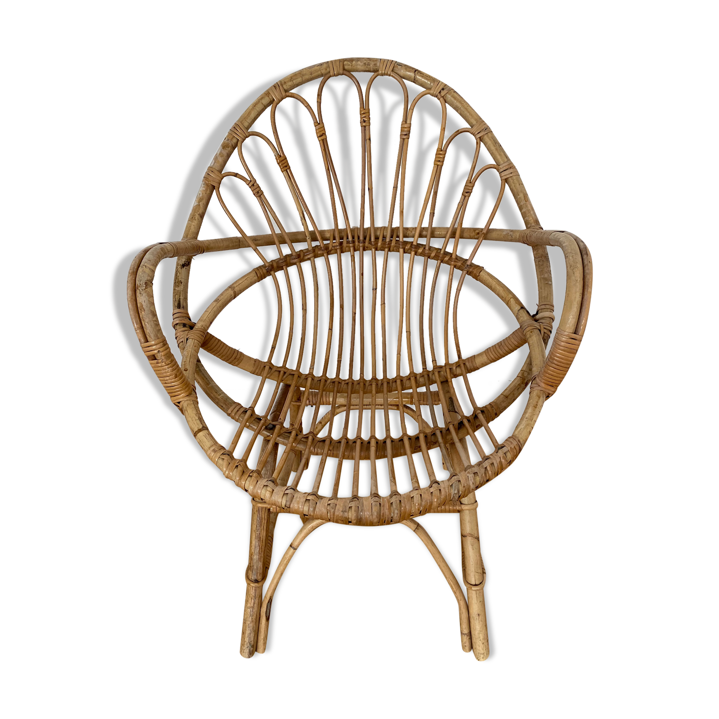 Armchair basket in vintage rattan 60's