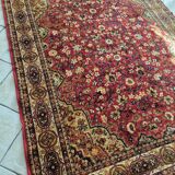 Pure new wool Persian rug