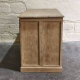 Desk in solid elm with natural airbrushing