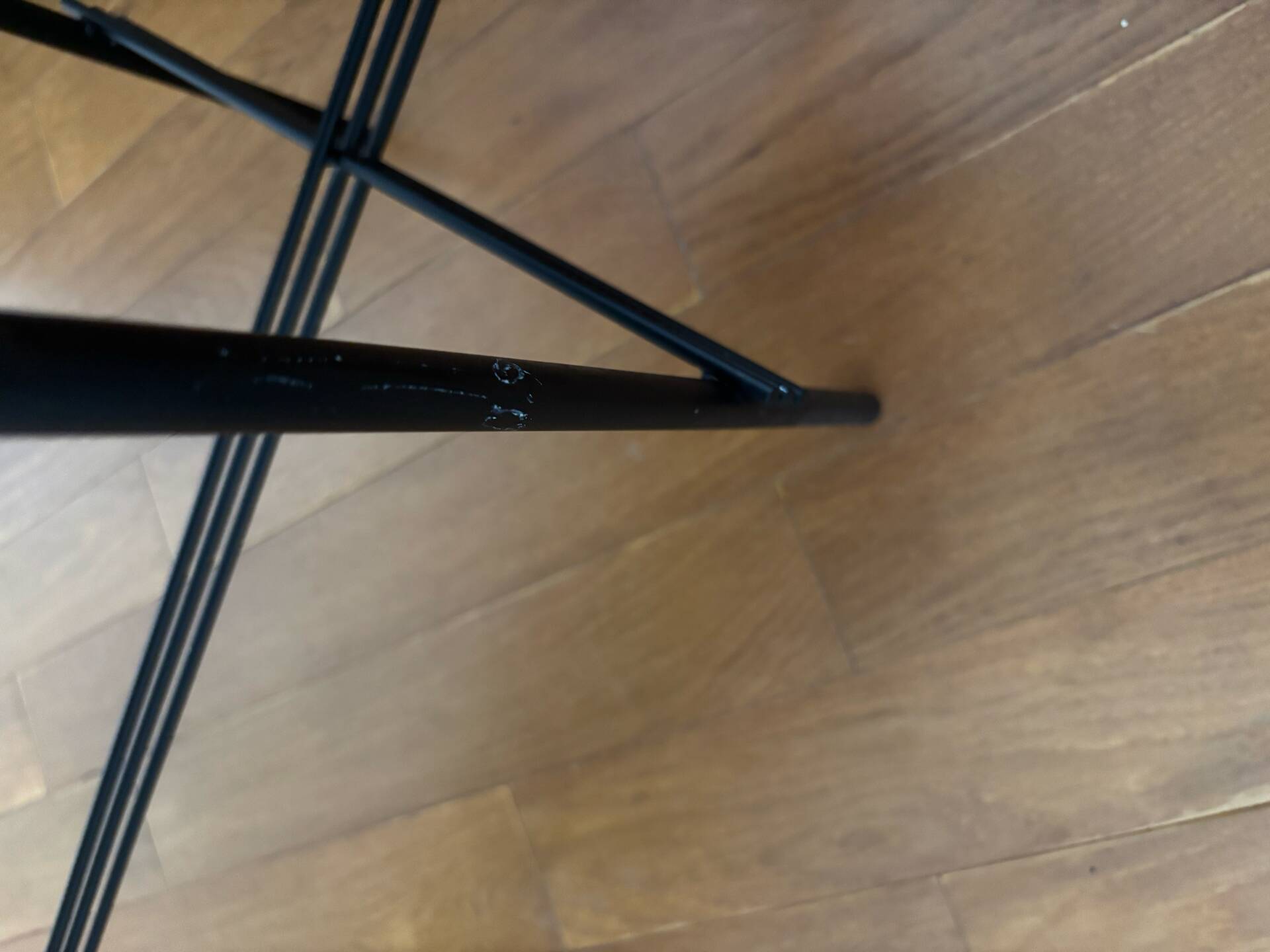 GUBI Console en marbre noir et blanc