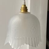 Pendant in etched opaque glass