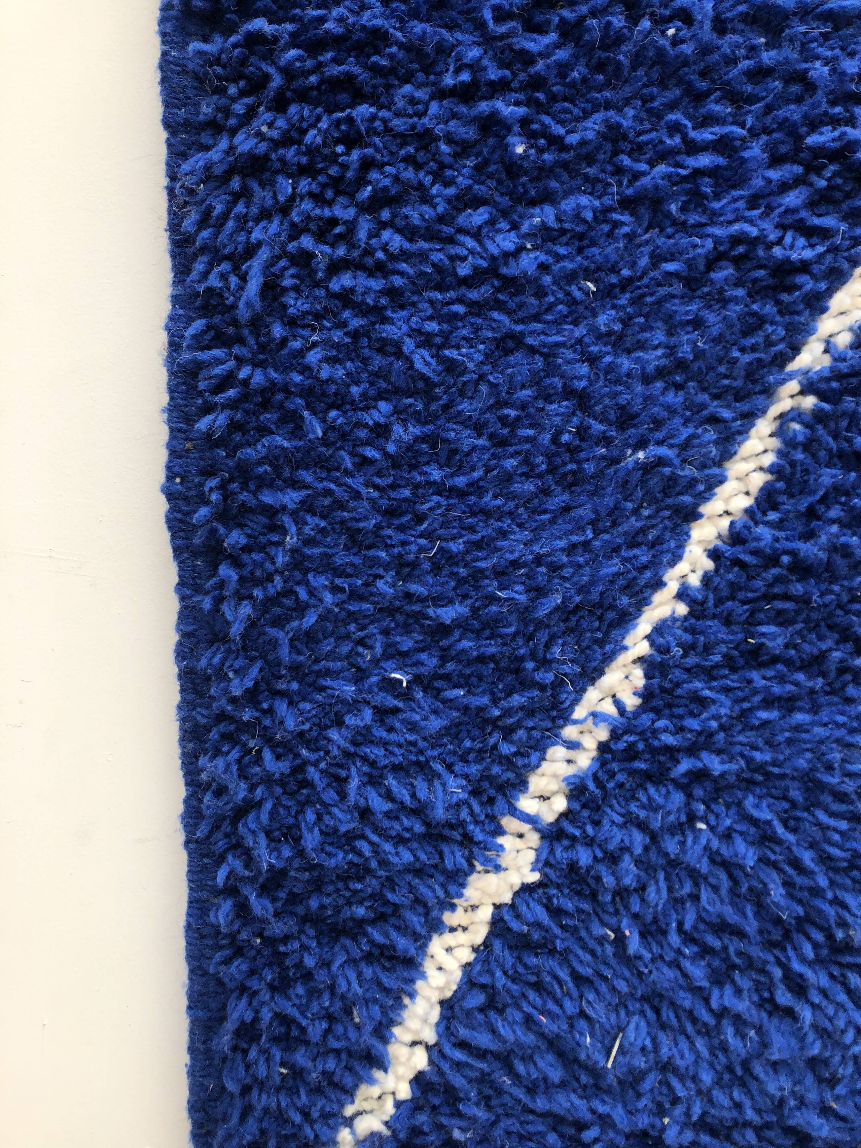 Moroccan Berber carpet Beni Ouarain intense blue with white diamonds 2,51x1.65m