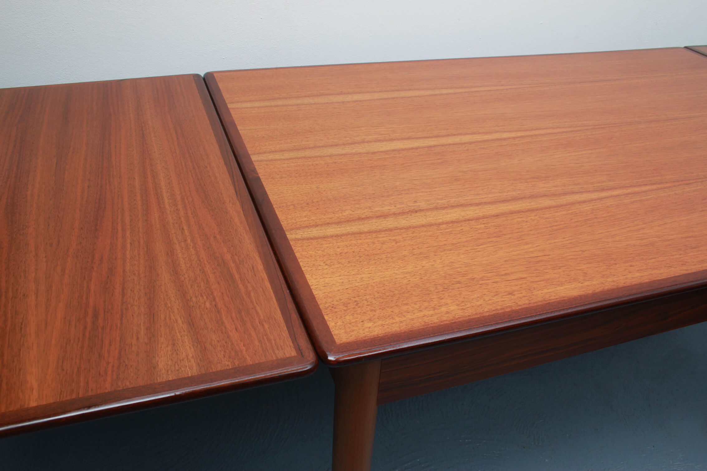 1960s diningtable in rosewood