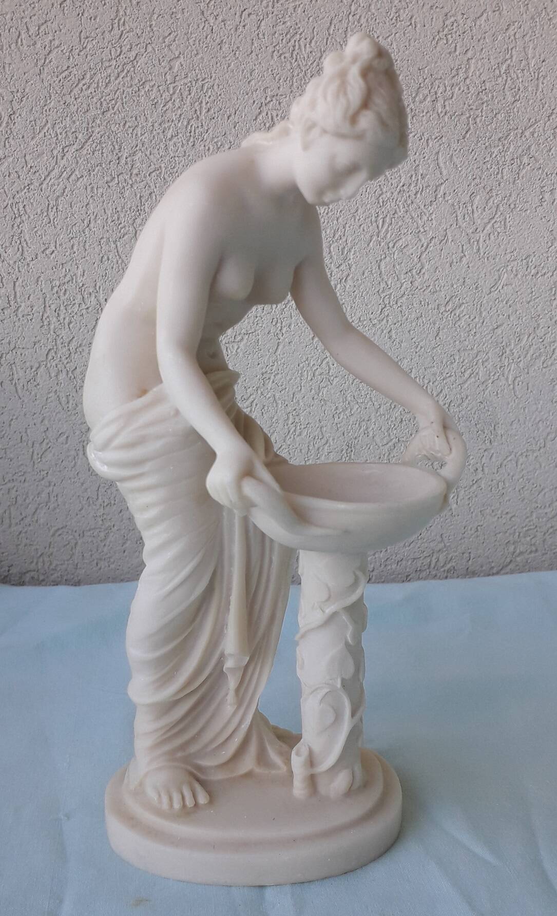 Alabaster nude statuette