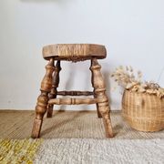 Tripod stool "Bobbin" style, turned wood and straw.