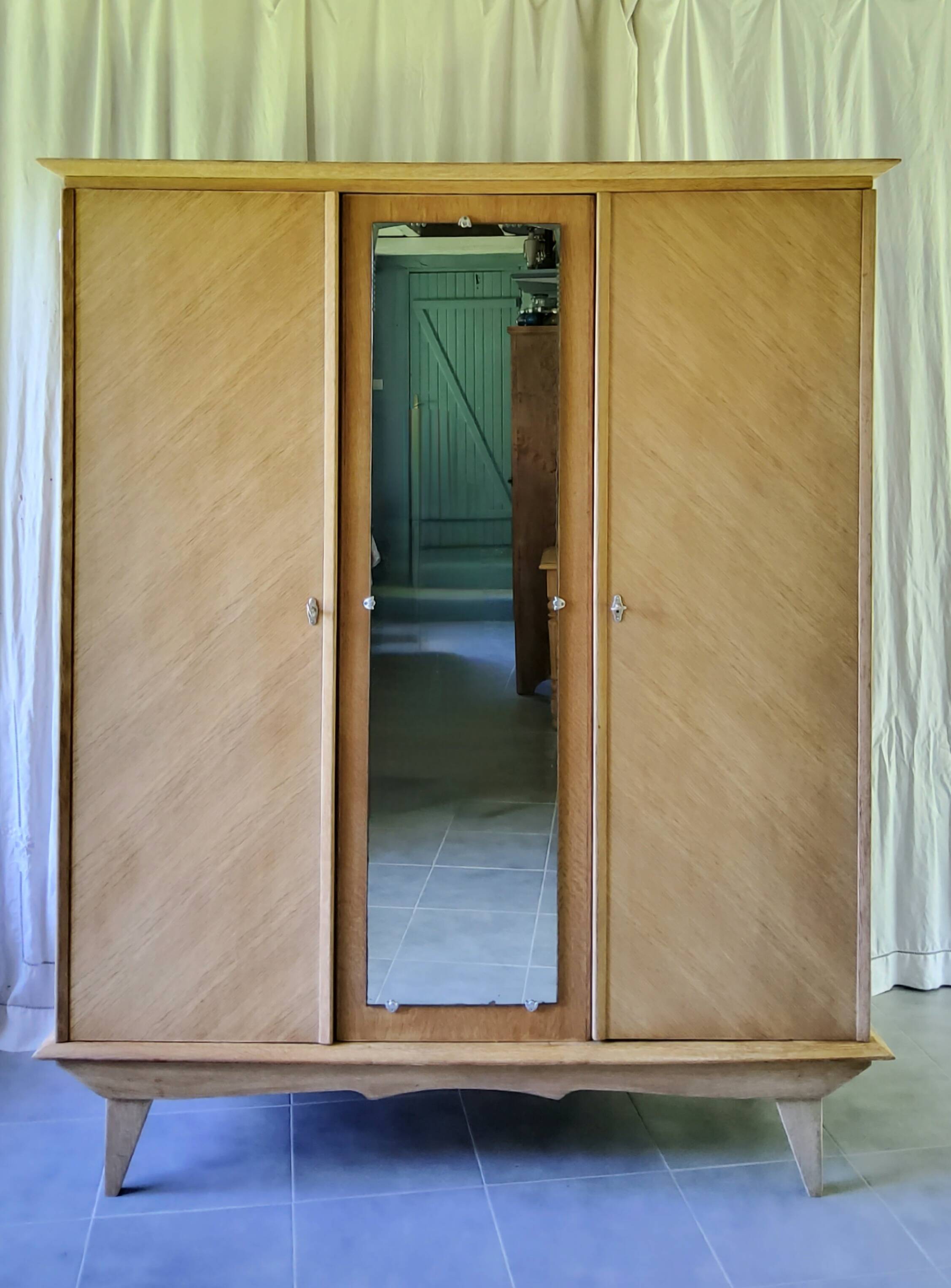 Armoire années 50 rénovée