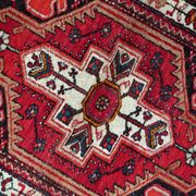 Antique 1920s Persian Hamadan rug 77cm x 121cm
