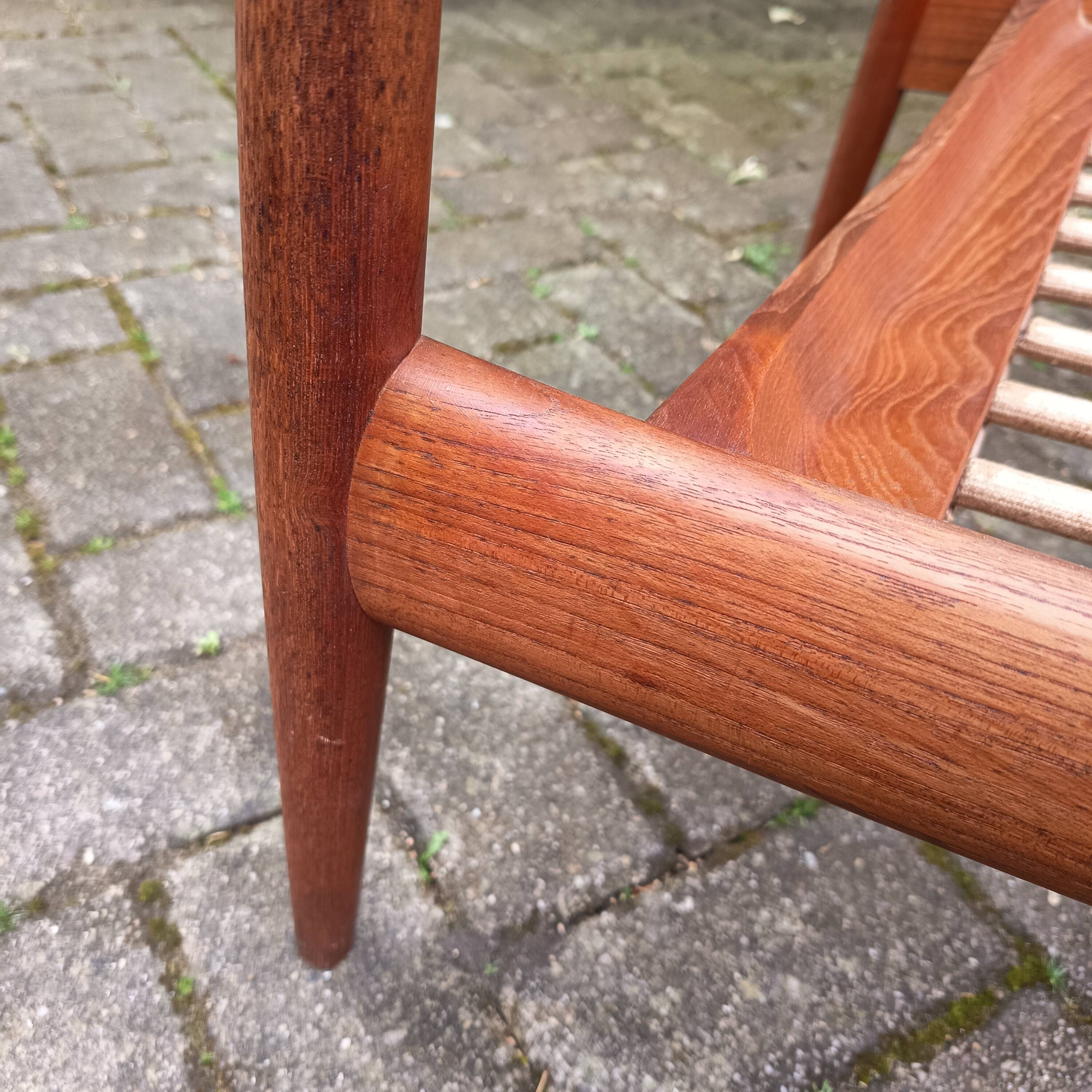 Pair of Knoll Antimott armchairs, 1960