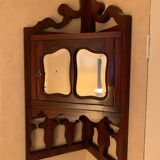 Corner shelf